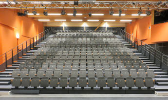 Photo de la tribune